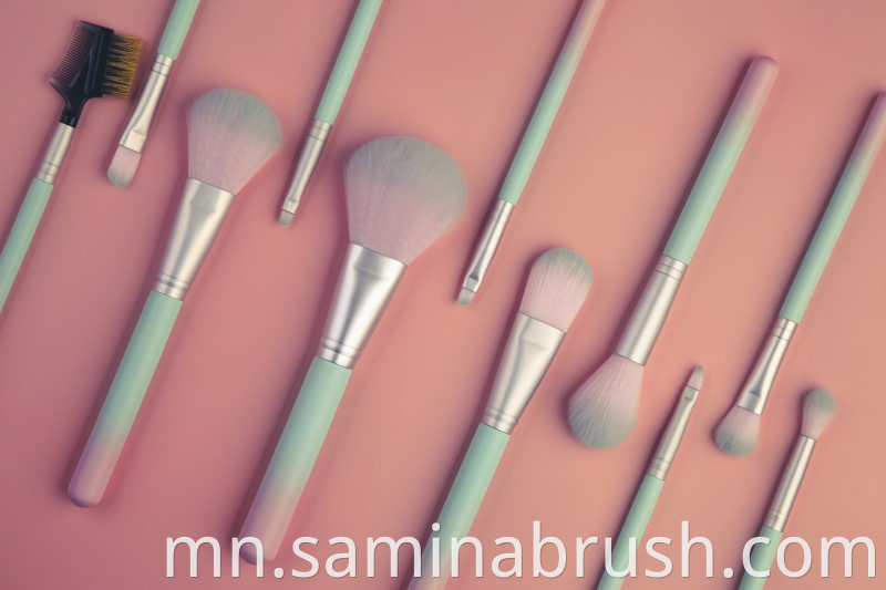 Makeup Brush Type 04